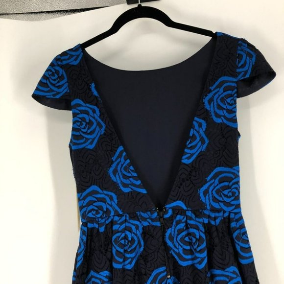 Alice + Olivia NWT Black Blue Nelly rose print mini dress open back size 0 - Picture 11 of 16